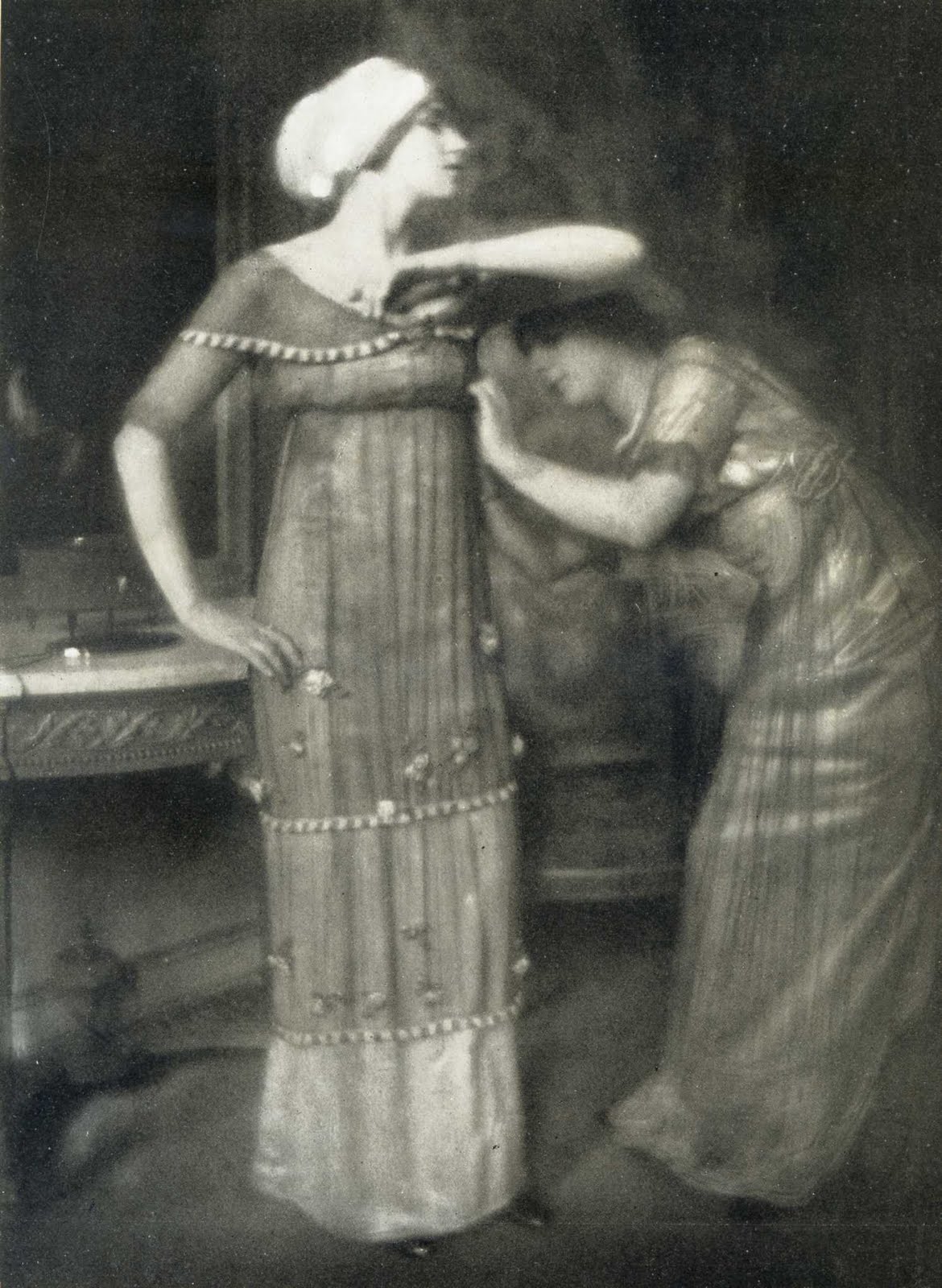 033-paul-poiret-theredlist