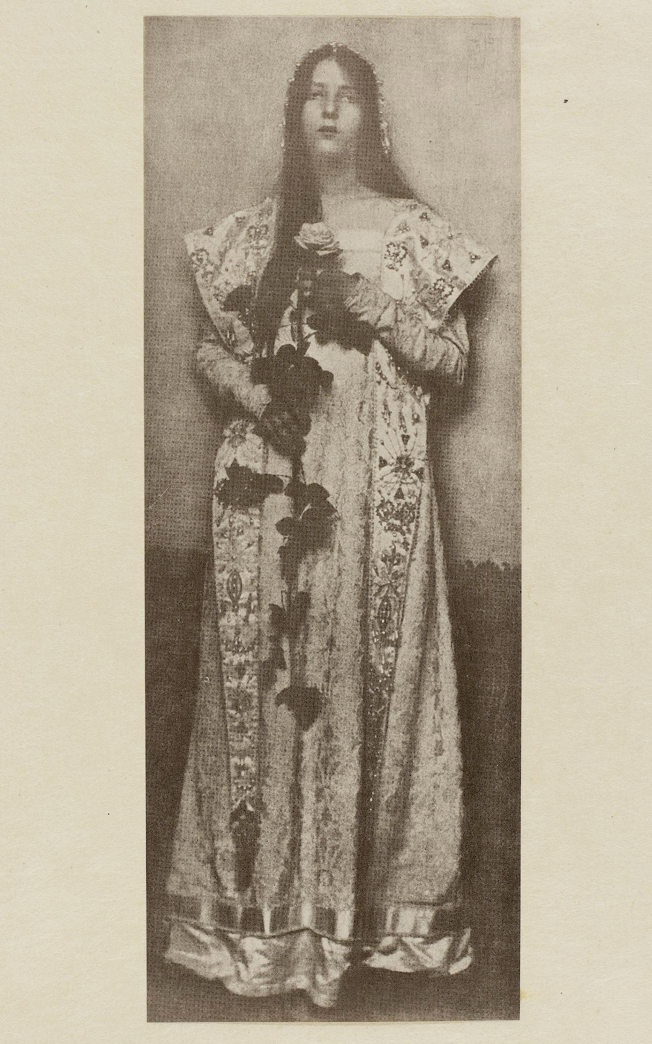 Eva Watson-Schütze :: The Rose, halftone reproduction from original gum print. Published in Camera Work, issue 9, 1905. | src Universitåts-Bibliothek Heidelberg