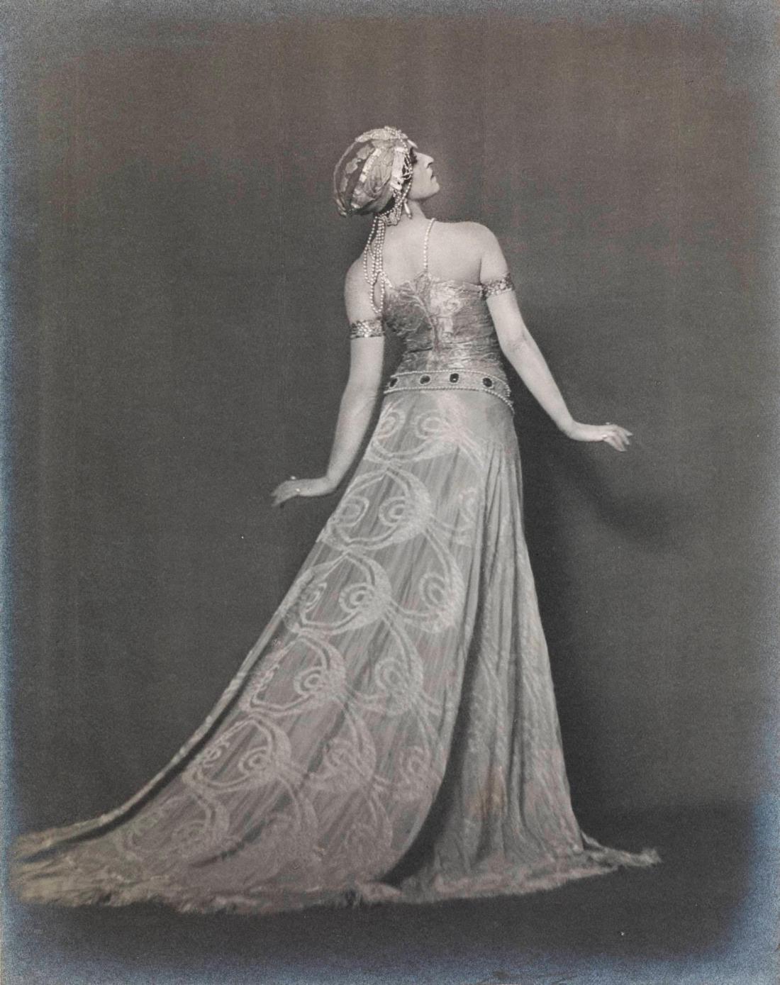 Henry B. Goodwin :: Vera Fokina, 1918. | src Moderna Museet