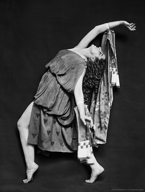 Emil Otto Hoppé :: Vera Fokina as a Young Beotienne in Narcisse, 1914. | src Hoppé photoshelter / ballets russes