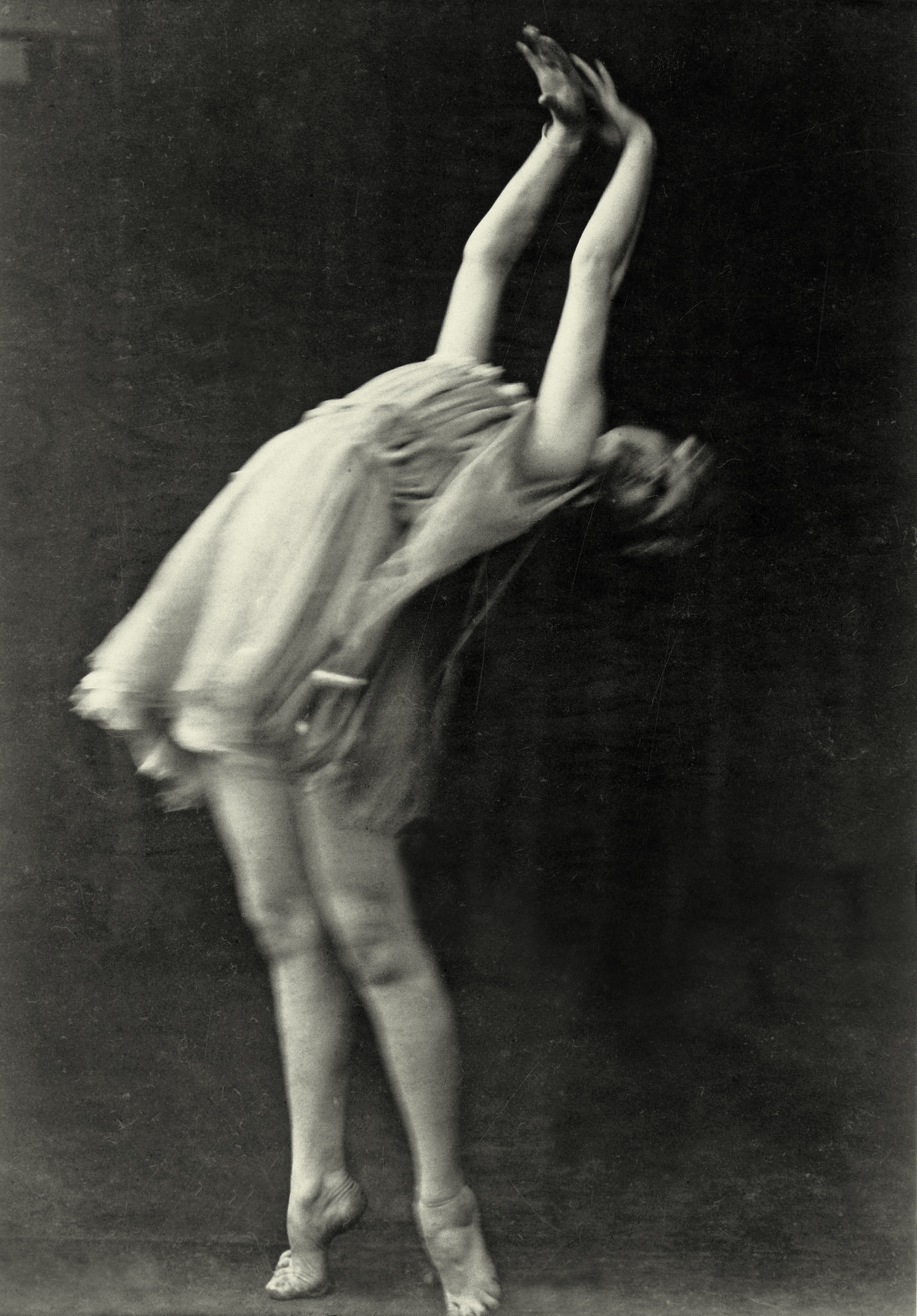 Anita Berber,   (*10.06.1899-10.11.1928+)  , Dancer, actress, Germany, dancing, - published in 'Dame' 06/1918  (Photo by ullstein bild via Getty Images)