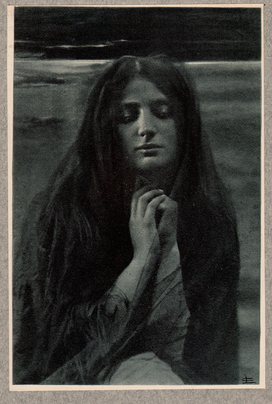 Céline Laguarde :: Stella, ca. 1904. Photogravure. Published in L'Épreuve Photographique: Première Série: 1904