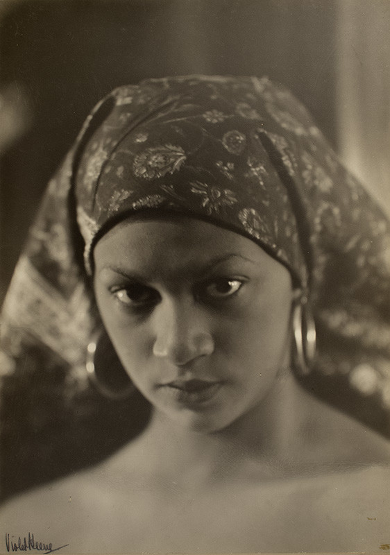 Violet Keene Perinchief :: African Appeal, circa 1935. Phyllis Marshall. Signed, in pencil, au print recto. | src Stephen Bulger Gallery