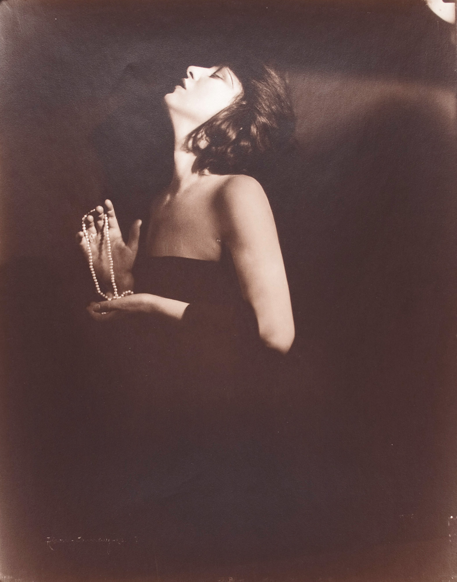 Orval Hixon :: Evelyn Nesbit Thaw, 1920, printed 1976. | src MOPA ~ Museum of Photographic Art (Chicago)