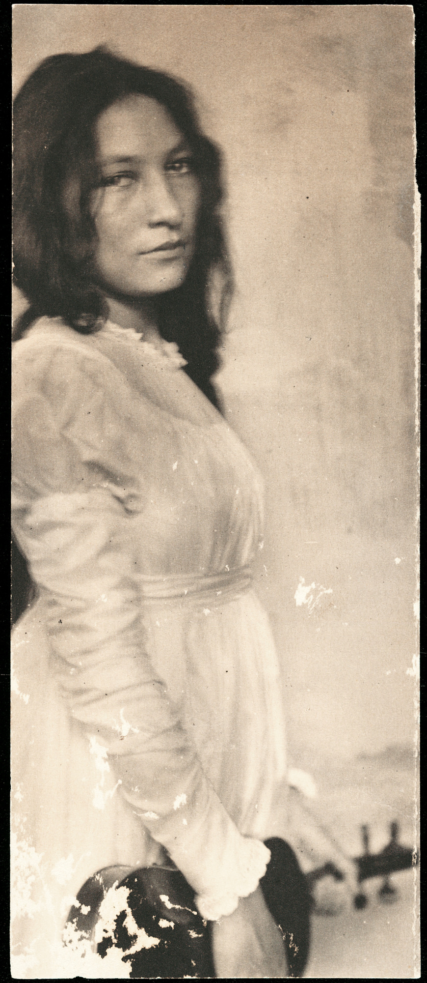 Gertrude Käsebier :: Zitkala-Sa (with violin), Sioux Indian and activist, ca. 1898. Platinum print. | src NMAH