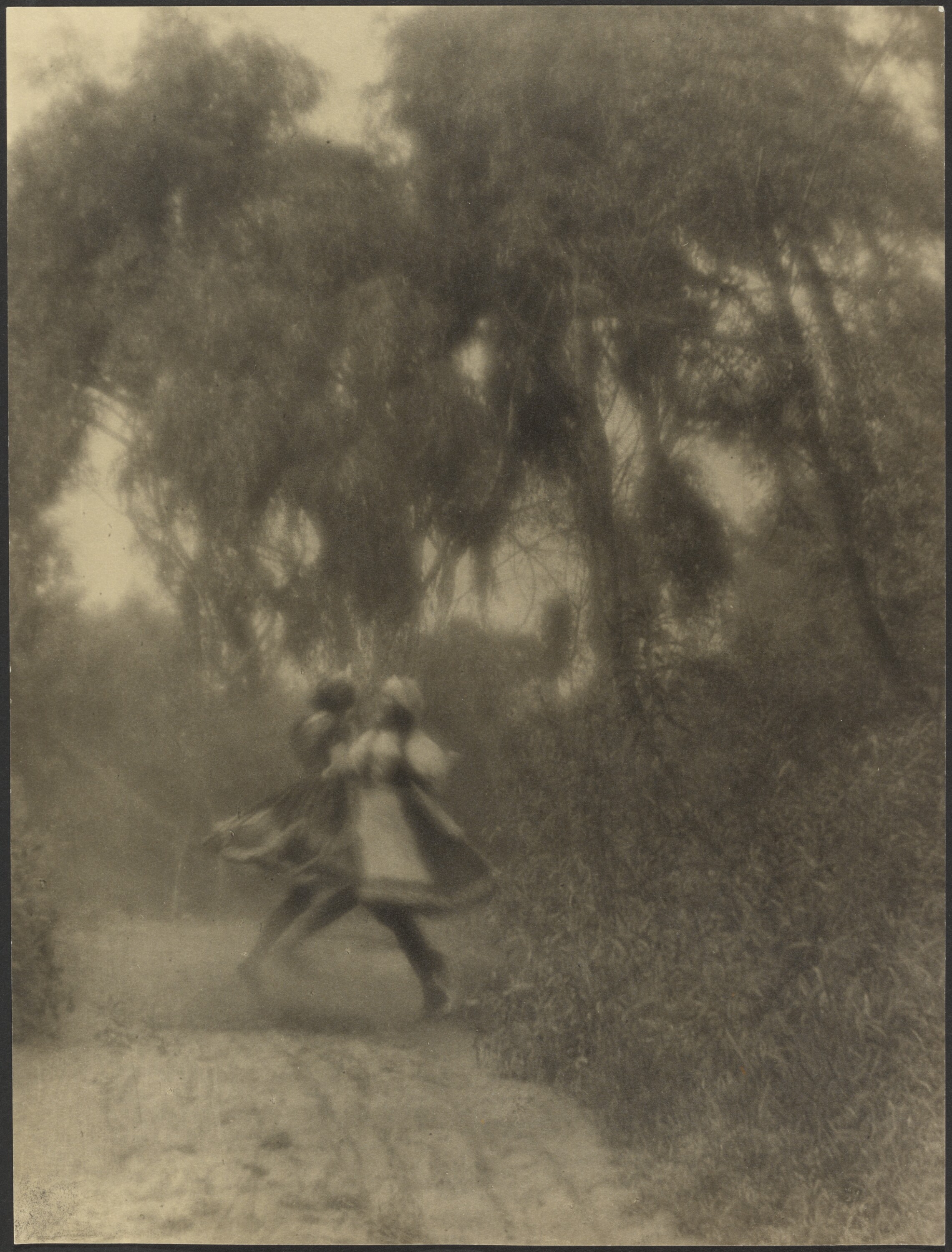 Louis Fleckenstein :: [Two Women Dancing in the Woods], 1907–1943. | src The J. Paul Getty Museum