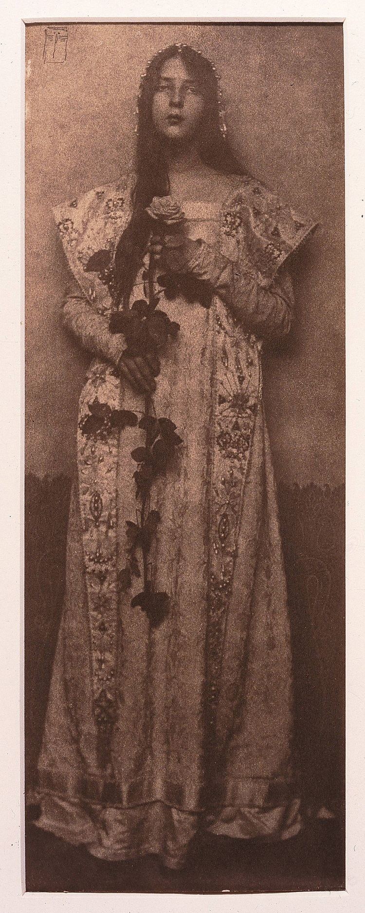 Eva Watson-Schütze :: The Rose, 1905; Gum bichromate print. National Museum of Women in the Arts