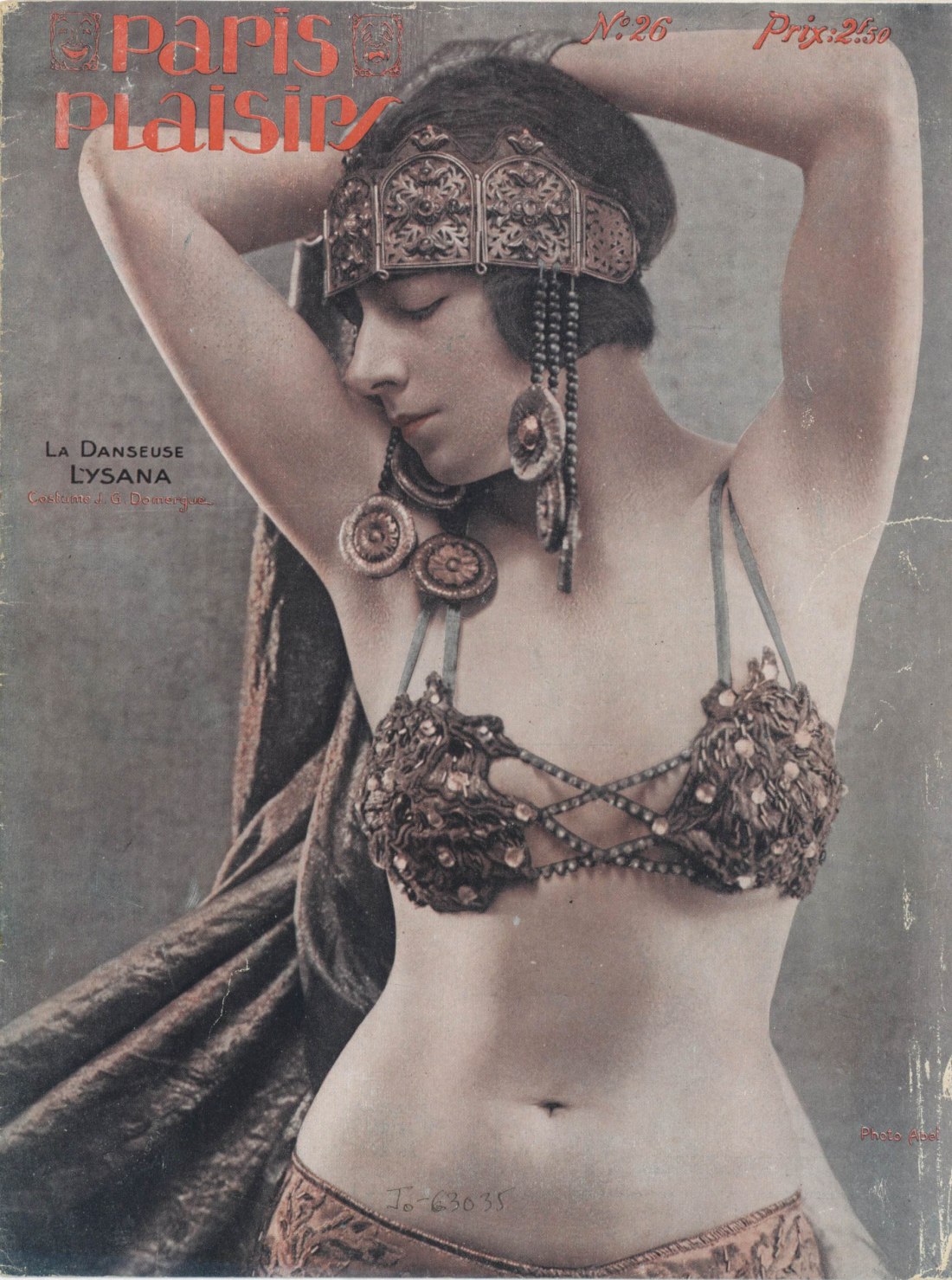 La danseuse Lysana. Photo Abel. Paris-plaisirs: revue mensuelle esthétique et humoristique (nº 26), juillet 1924. | BnF · Gallica
