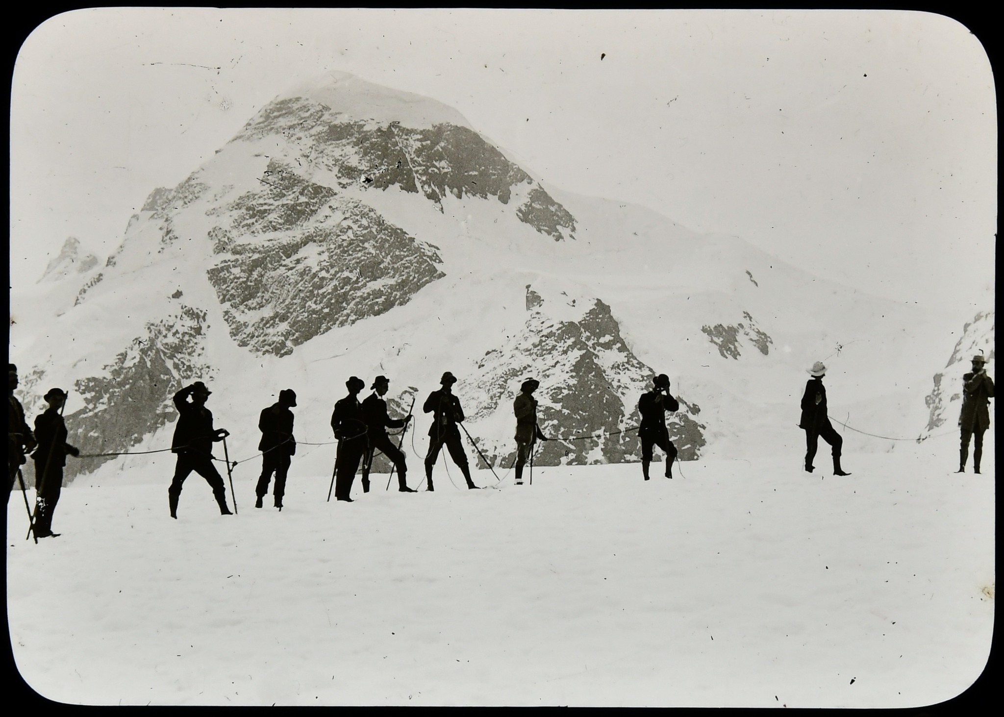 Anonyme, sans titre, ca. 1900-1910, plaque de projection. Coll. Musée de la Photographie, MPC