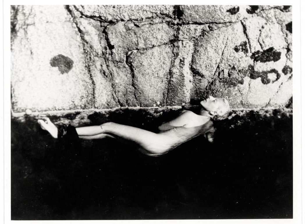 Claude Cahun :: Autoportrait, 1929-1930. Tirage argentique sépia. | Musée d'art de Nantes