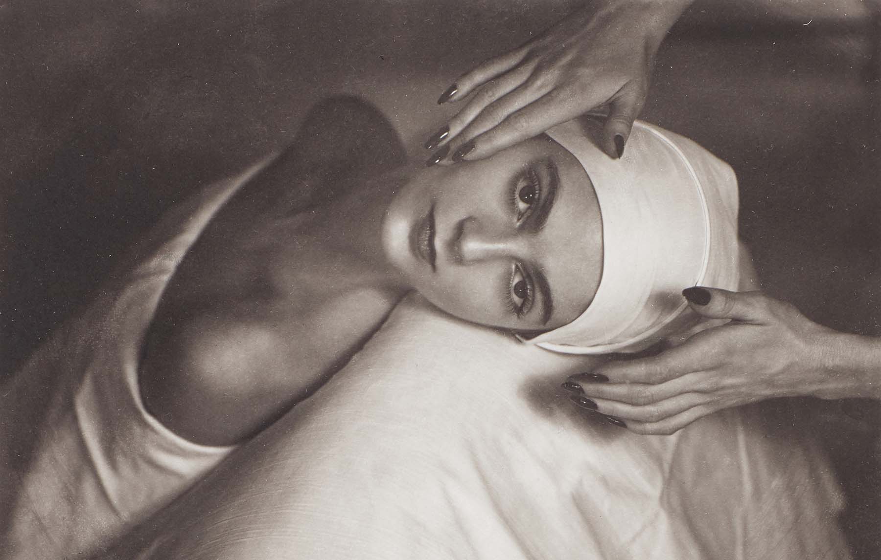 Horst P. Horst :: ‘Carmen Face Massage’, New York, 1946. Detail. | src Sotheby's