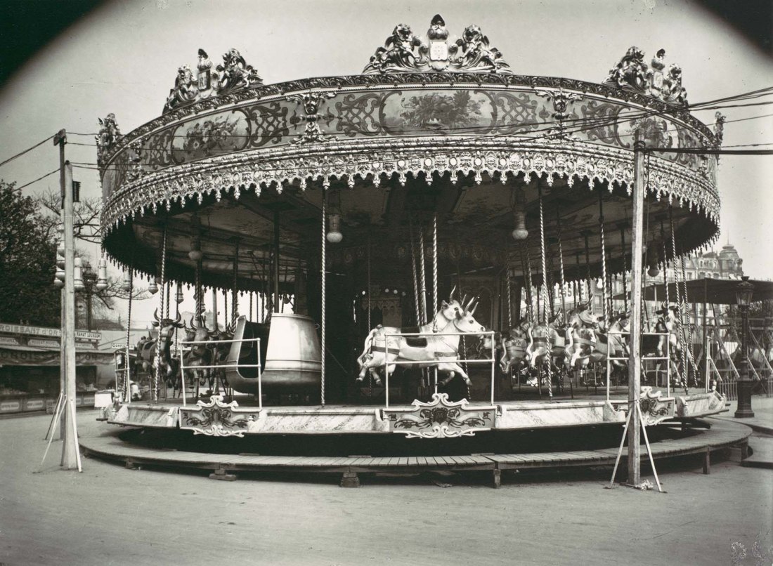 Berenice Abbott :: Carrousel, 1923, printed 1956. | merry go round, tiovivo, amusement ride