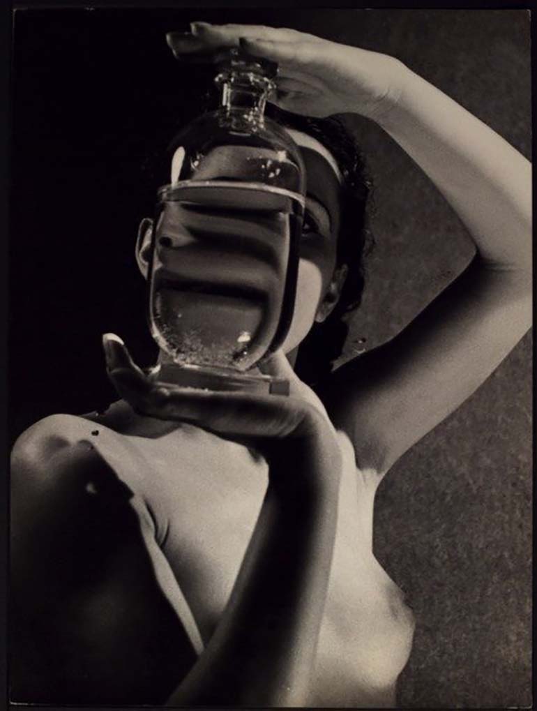 André Steiner [Andor Steiner] • Unknown title [nude with flask of water], 1930s