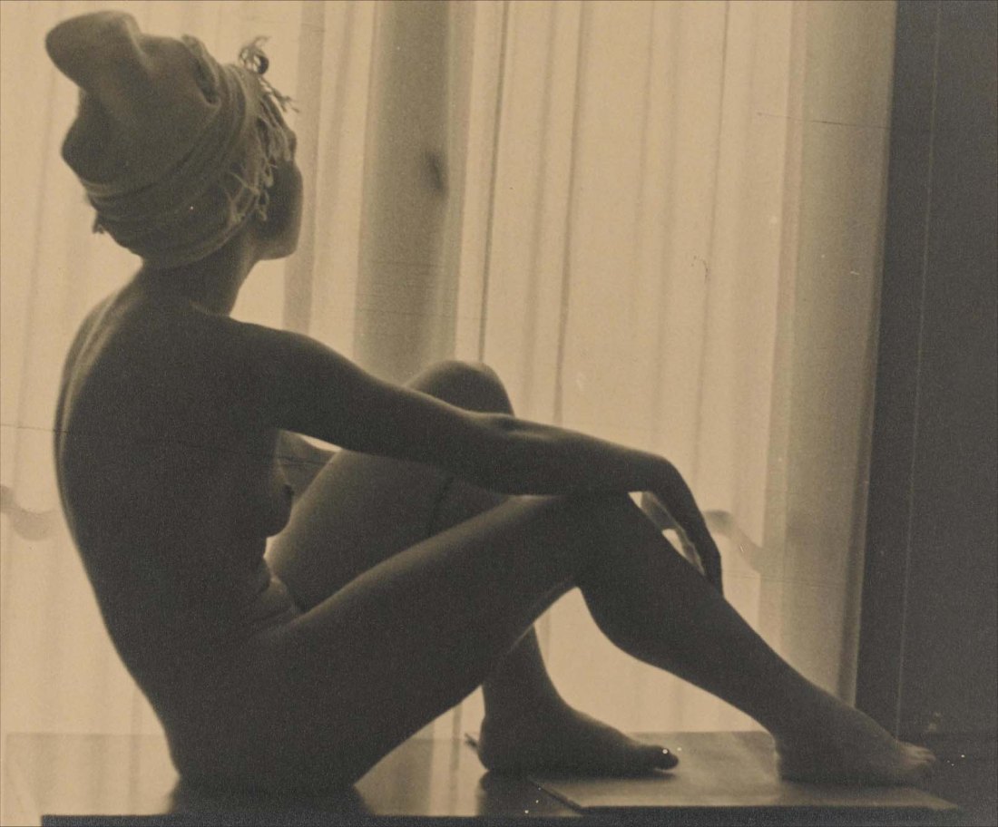 female nude, sitting nude, 1930s