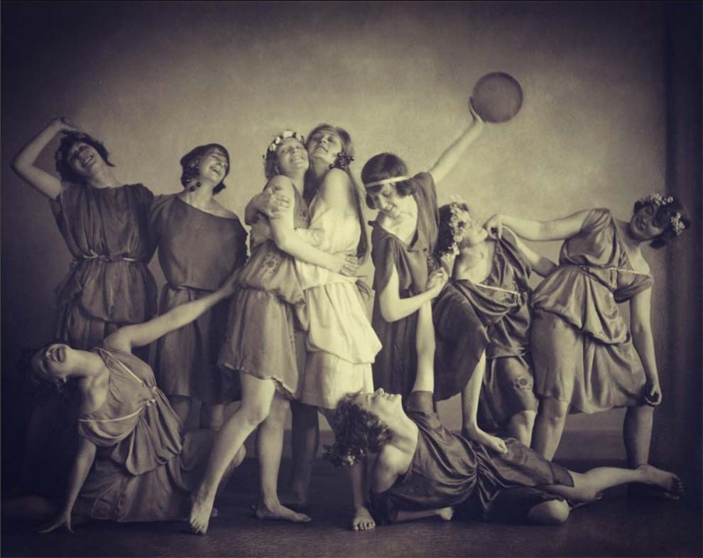 Uno Falkengren :: Anna Behles dansare, 1919. | Anna Behle's dancers, 1919. | src Dansmuseet on IG