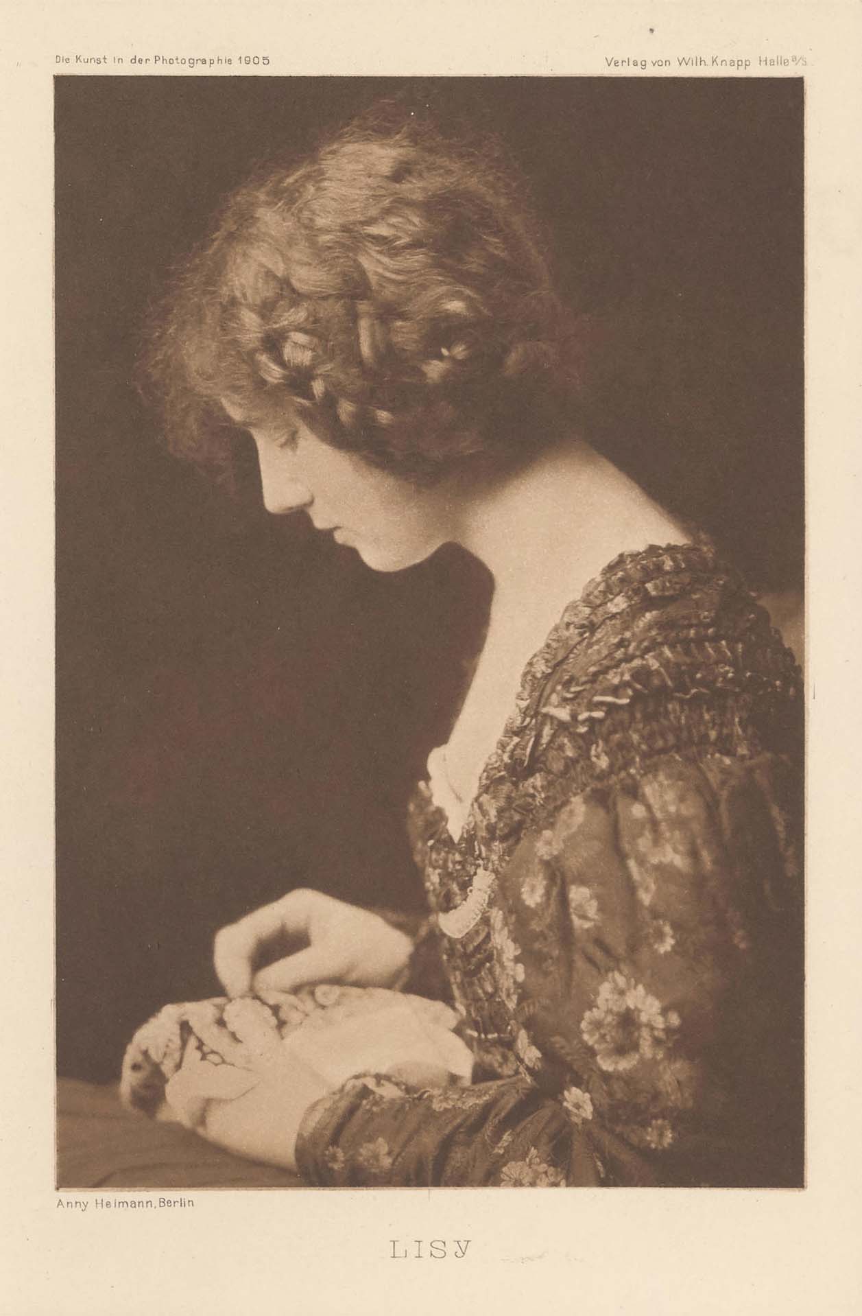 Anny Heimann :: Lisy. From :: „Die Kunst in der Photographie", 1905. Verlag von Wilhelm Knapp. Halle A/S