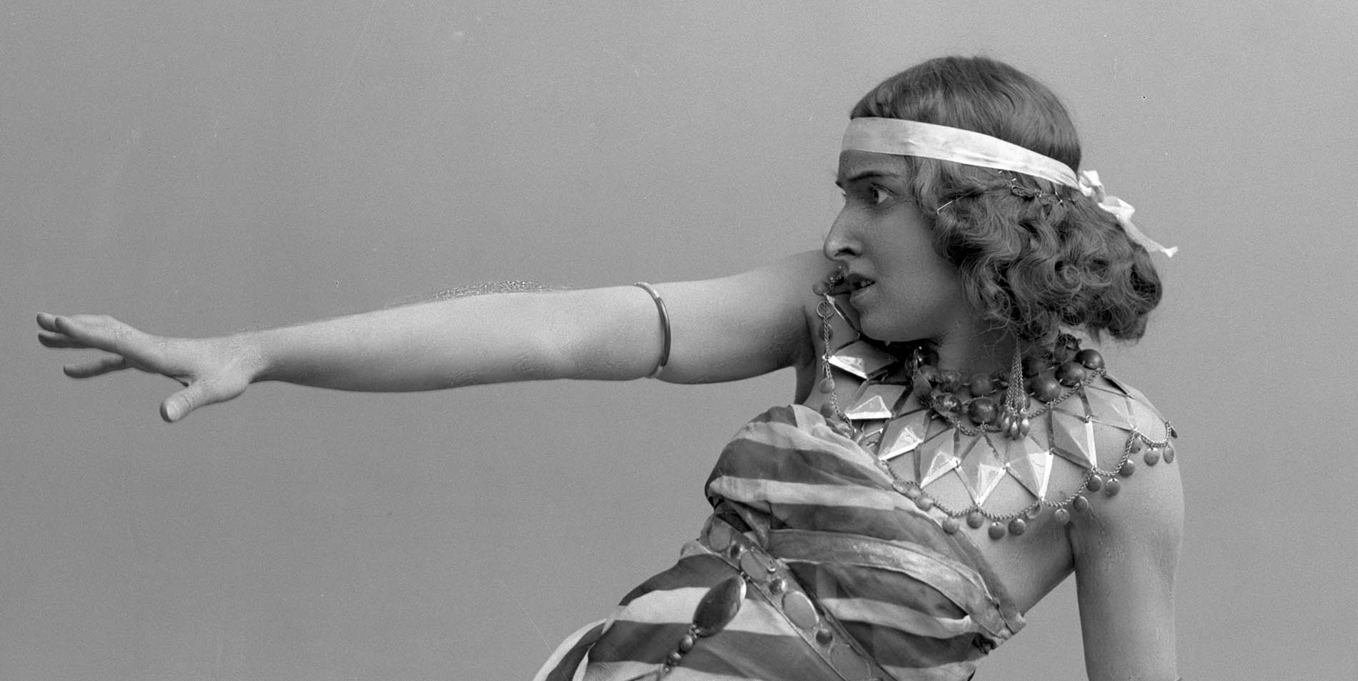 Vera Fokina i baletten Kleopatra, Kungliga Operan 1913. Glasnegativ Detail